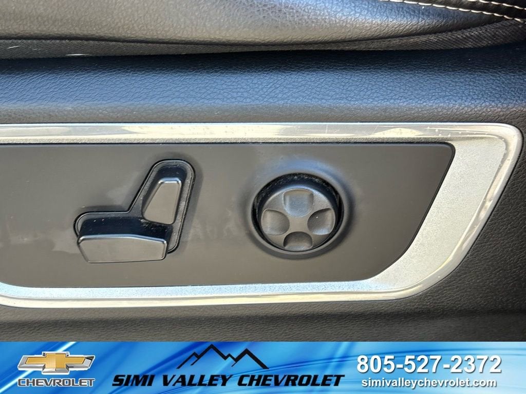 2019 RAM 1500 Laramie Crew Cab 4x4 5'7" Box