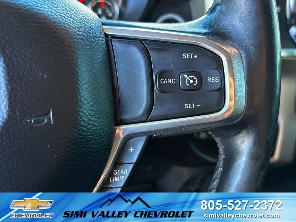 2019 RAM 1500 Laramie Crew Cab 4x4 5'7" Box