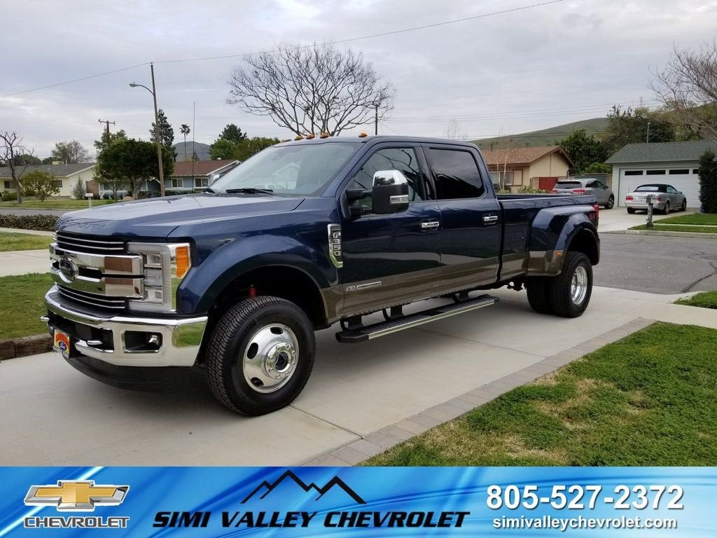 2017 Ford F-350 LARIAT