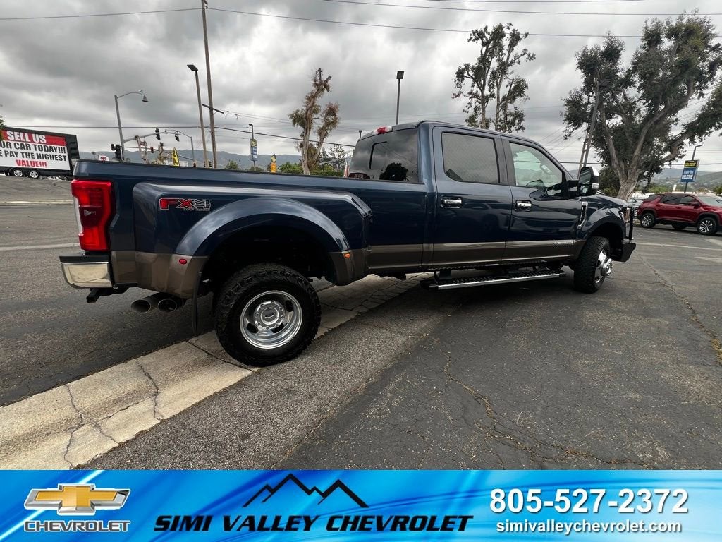 2017 Ford F-350 LARIAT