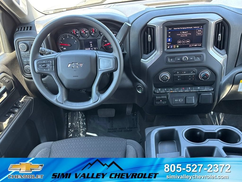 2026 Chevrolet Silverado 2500 HD Custom - Photo 9
