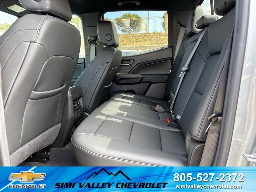 2025 Chevrolet Colorado WT/LT