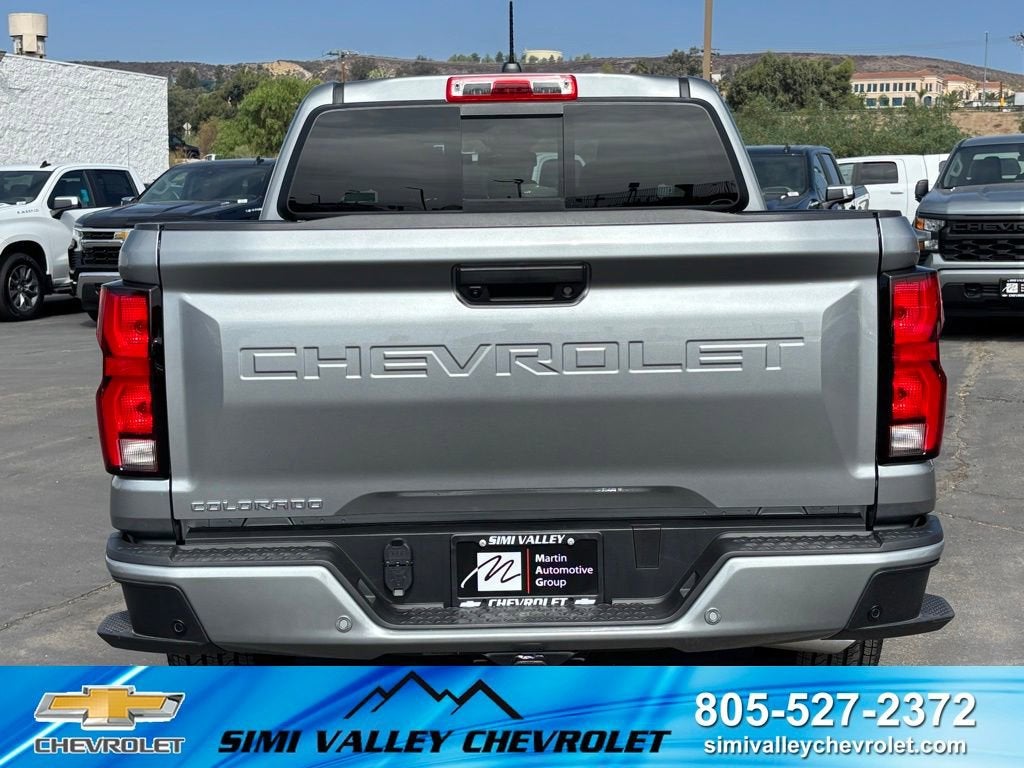 2025 Chevrolet Colorado WT/LT