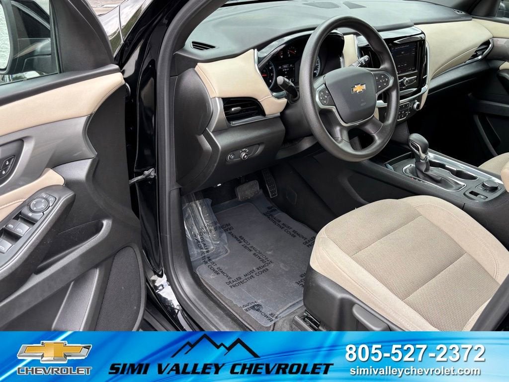2023 Chevrolet Traverse LS