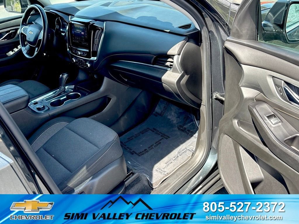 2020 Chevrolet Traverse LT Cloth
