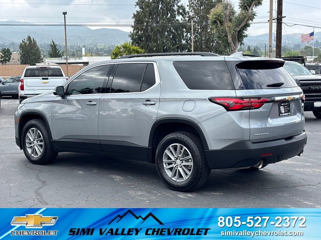 2023 Chevrolet Traverse LT Cloth