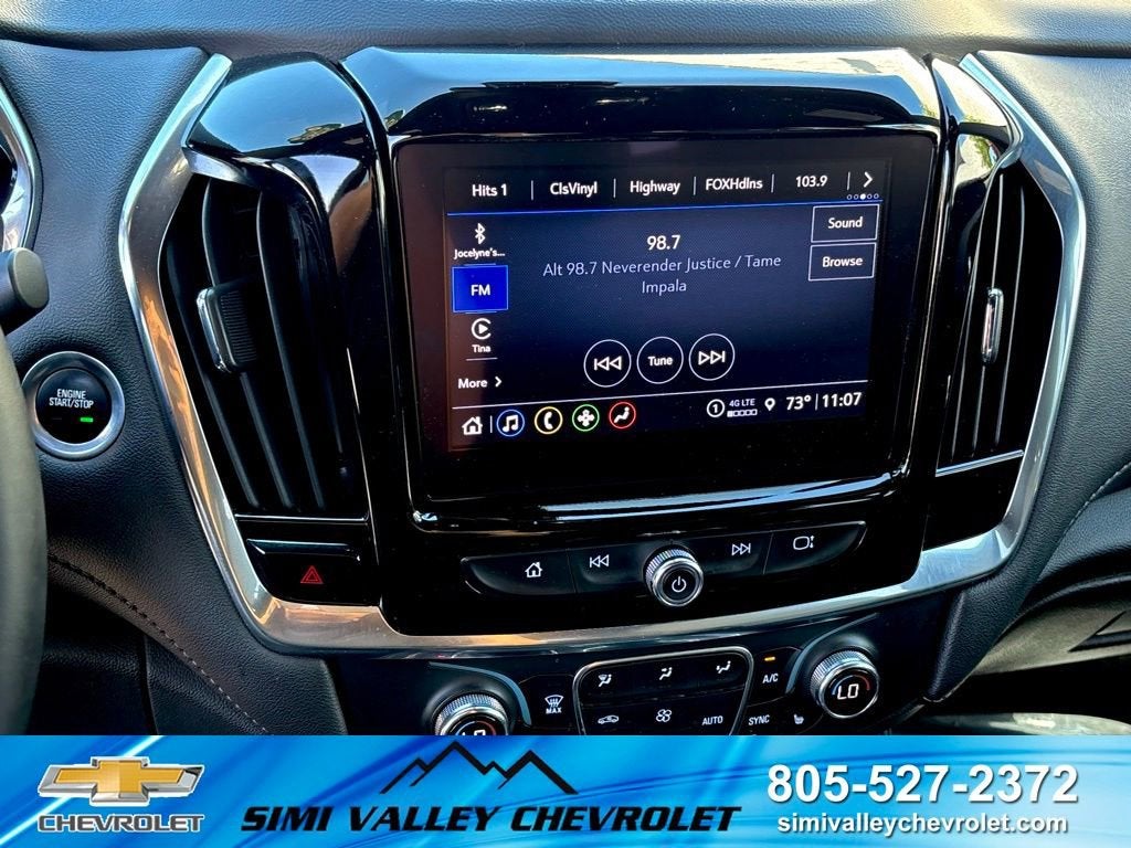 2023 Chevrolet Traverse LT Cloth