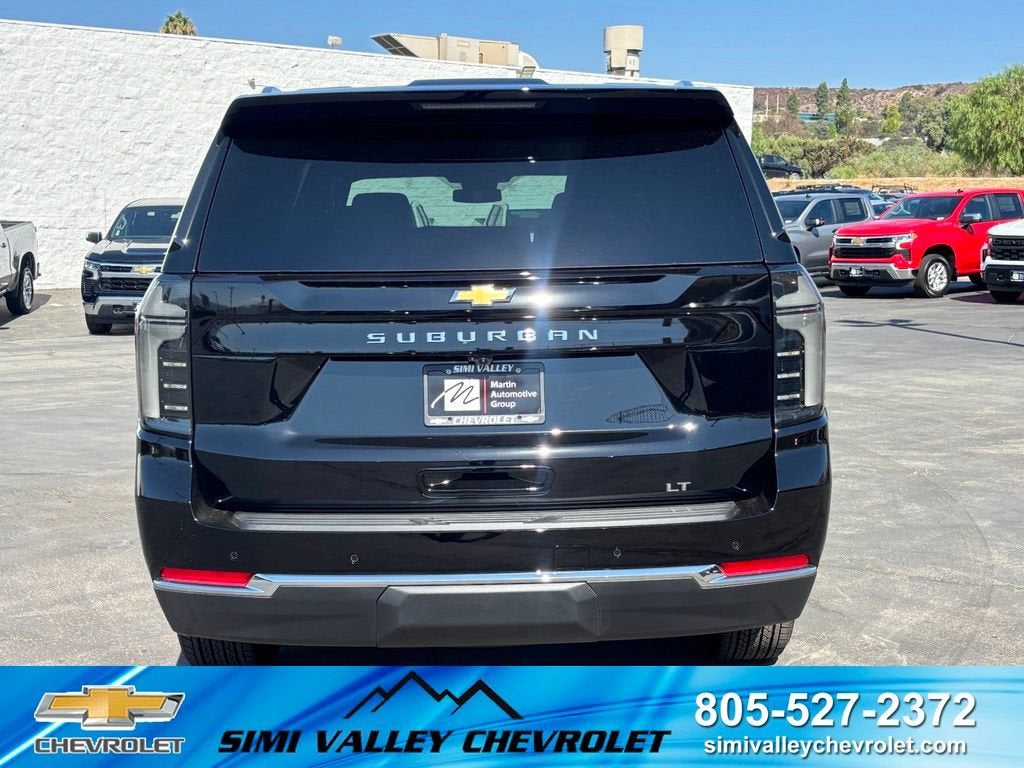 2026 Chevrolet Suburban LT