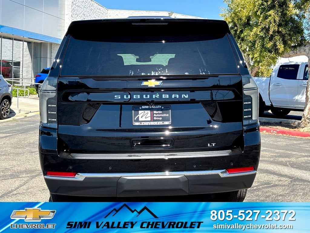2026 Chevrolet Suburban LT