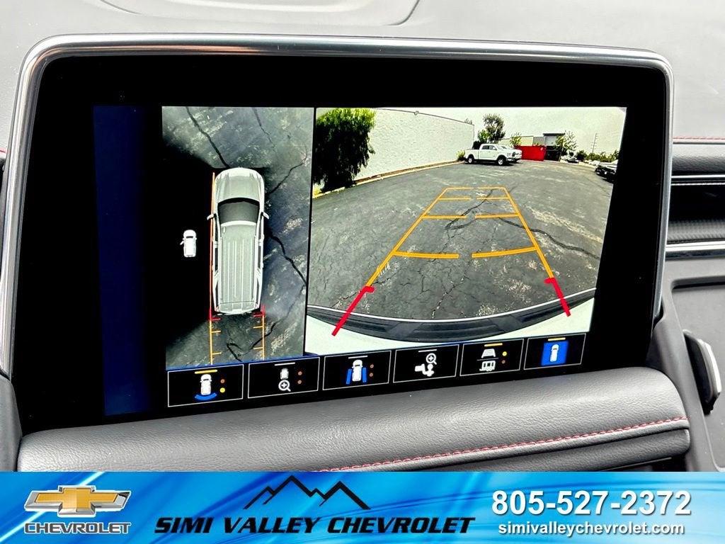 2023 Chevrolet Suburban RST