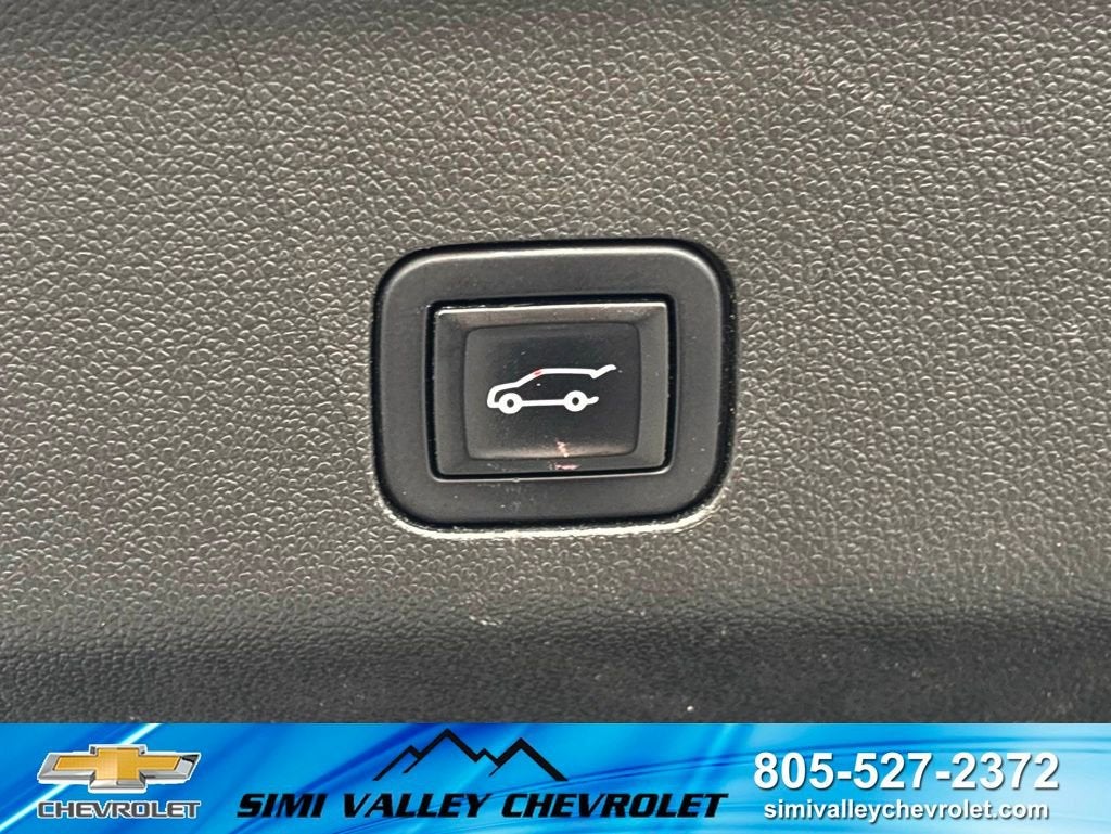 2023 Chevrolet Suburban RST