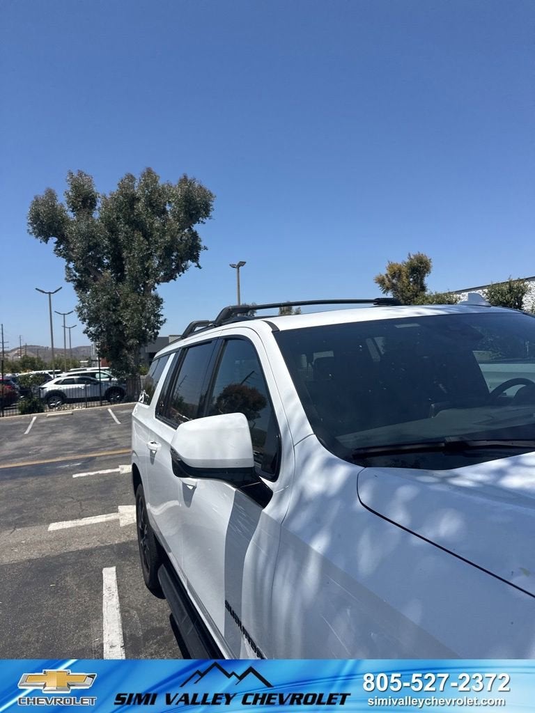 2023 Chevrolet Suburban RST