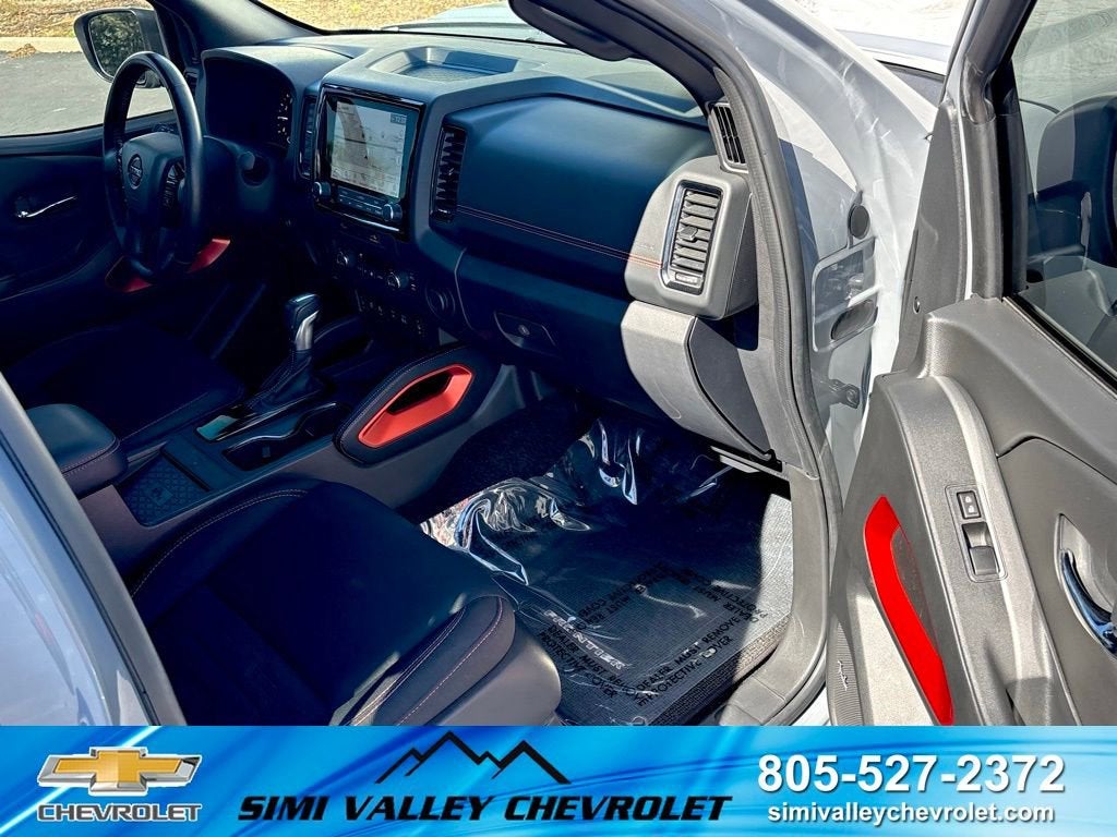 2023 Nissan Frontier Crew Cab PRO-X 4x2