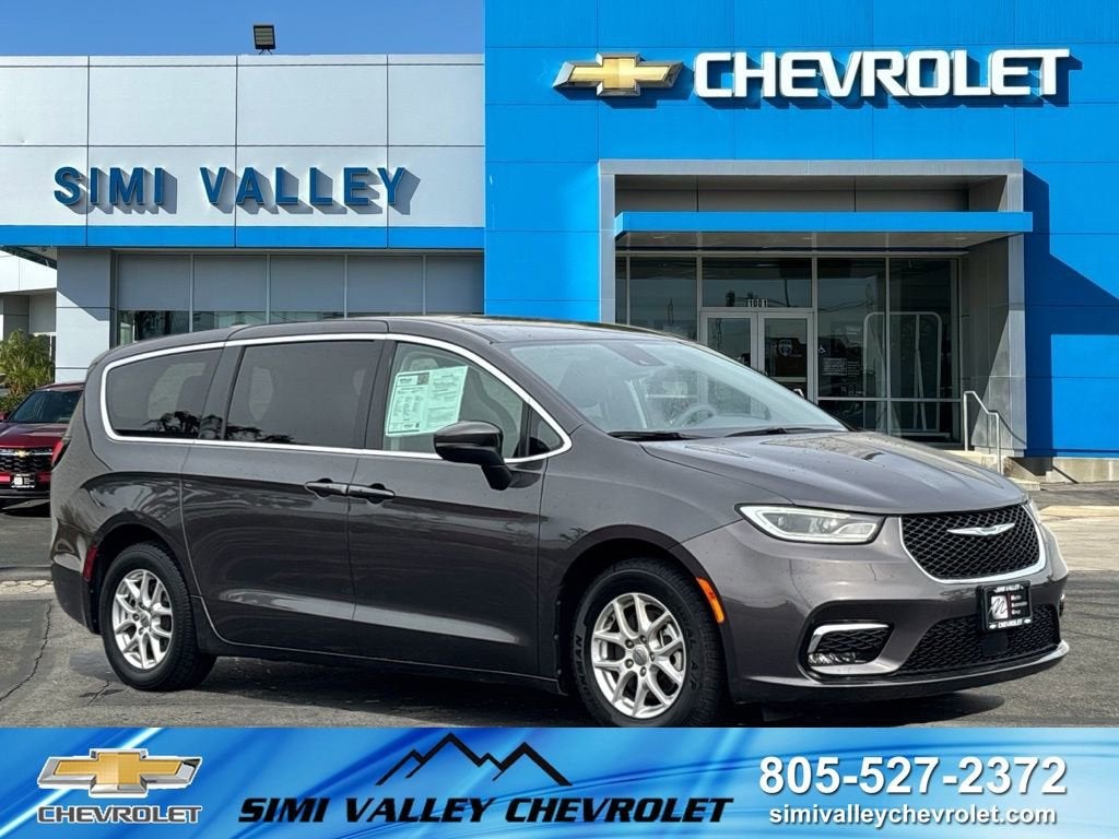 2023 Chrysler Pacifica Touring L