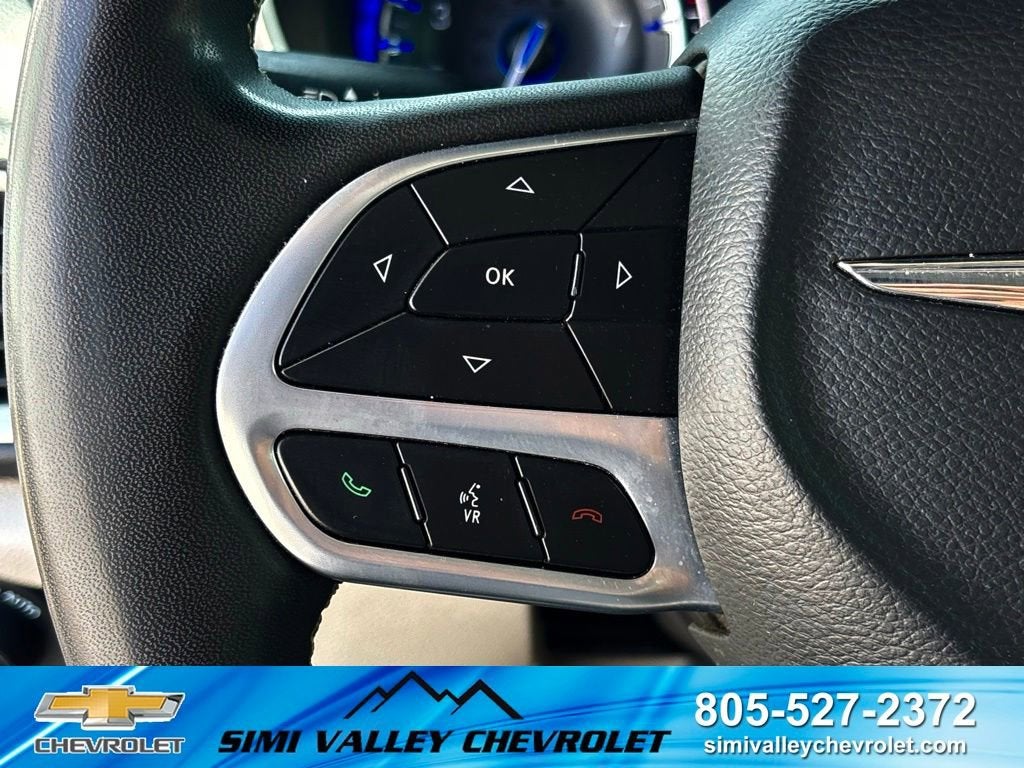 2022 Chrysler Pacifica Touring L