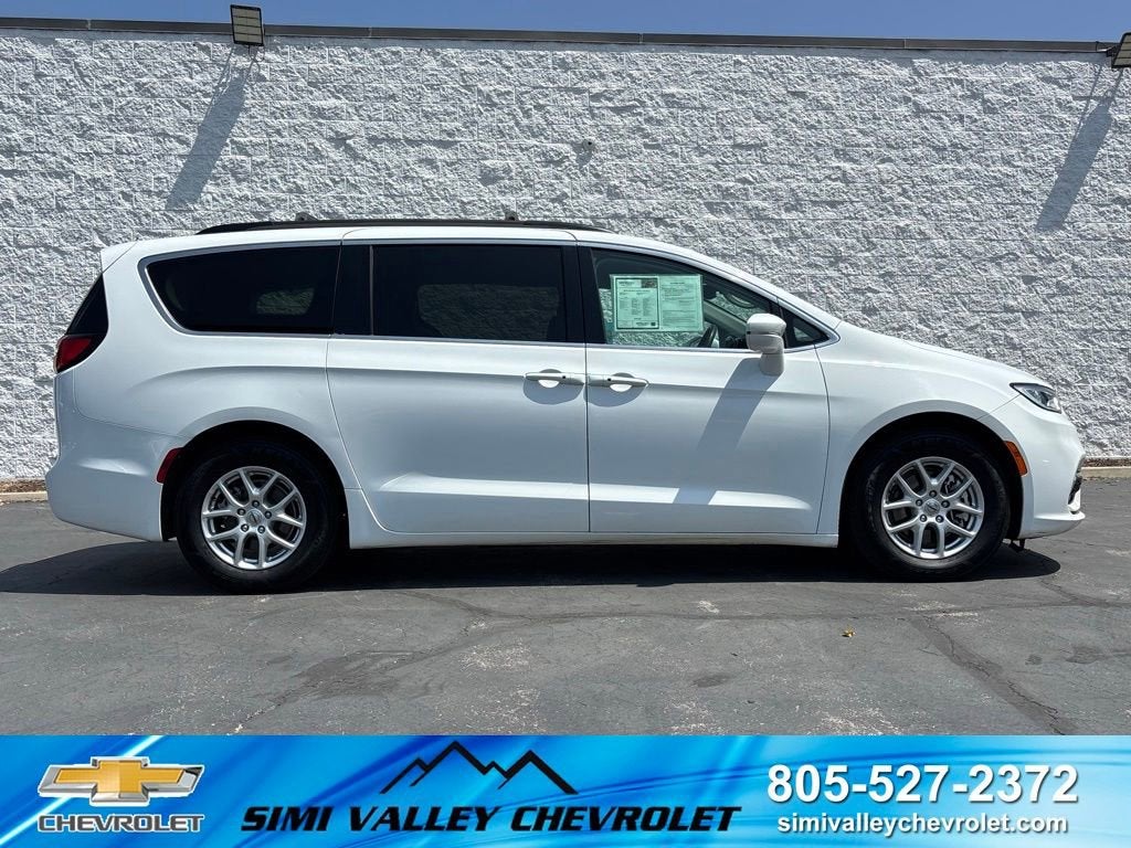 2022 Chrysler Pacifica Touring L