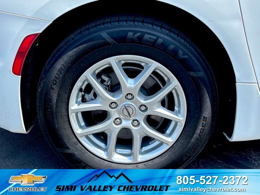 2022 Chrysler Pacifica Touring L
