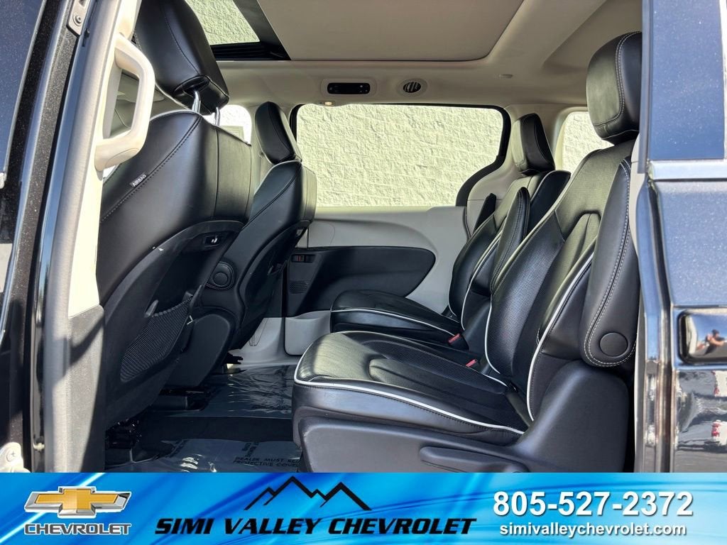 2023 Chrysler Pacifica Hybrid Limited