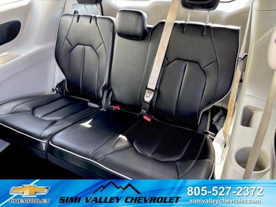 2023 Chrysler Pacifica Hybrid Limited