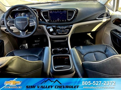 2023 Chrysler Pacifica Hybrid Limited