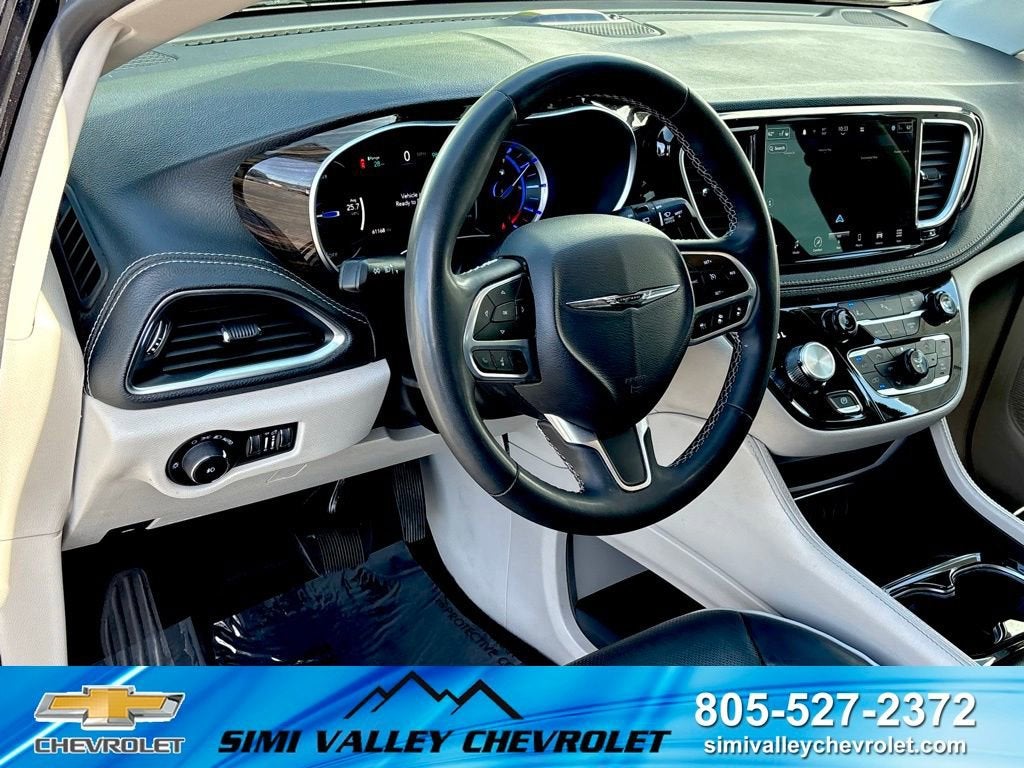 2023 Chrysler Pacifica Hybrid Limited