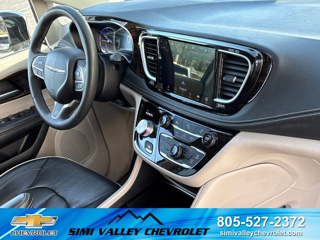 2023 Chrysler Pacifica Hybrid Limited