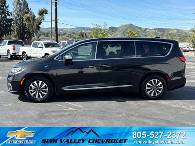 2023 Chrysler Pacifica Hybrid Limited