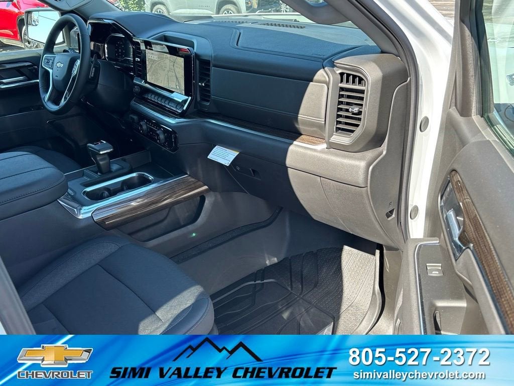 2025 Chevrolet Silverado 1500 LT