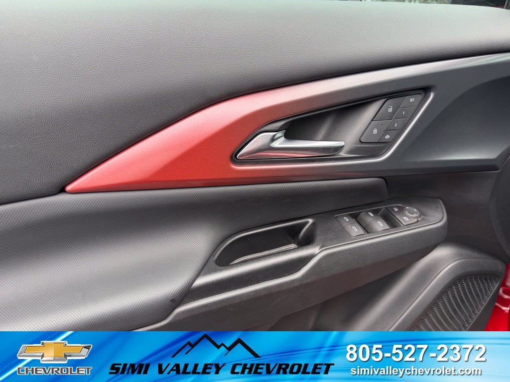 2025 Chevrolet Equinox EV RS