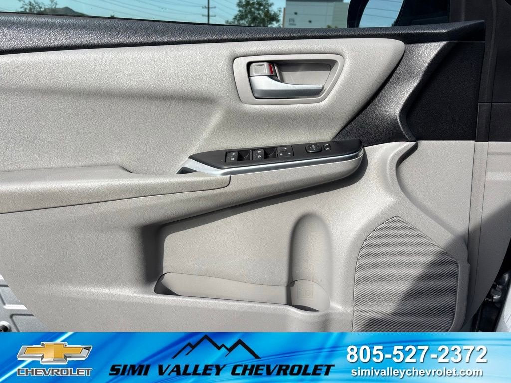2016 Toyota Camry LE
