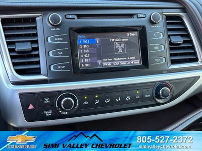2019 Toyota Highlander LE