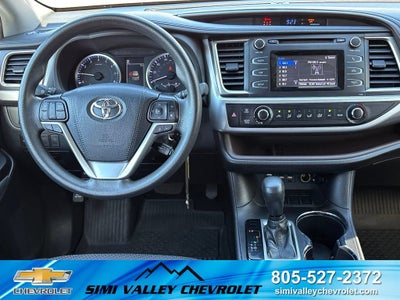 2019 Toyota Highlander LE