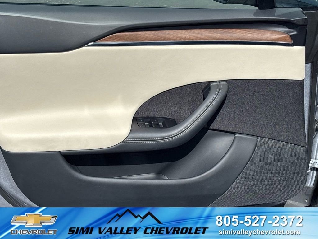 2024 Tesla Model S Base