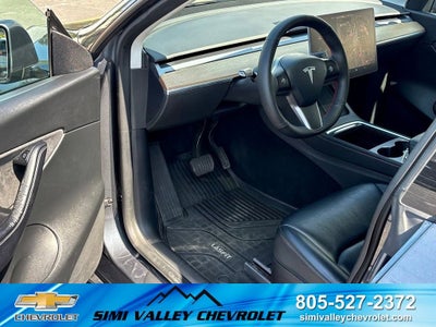 2022 Tesla Model Y Long Range Dual Motor All-Wheel Drive