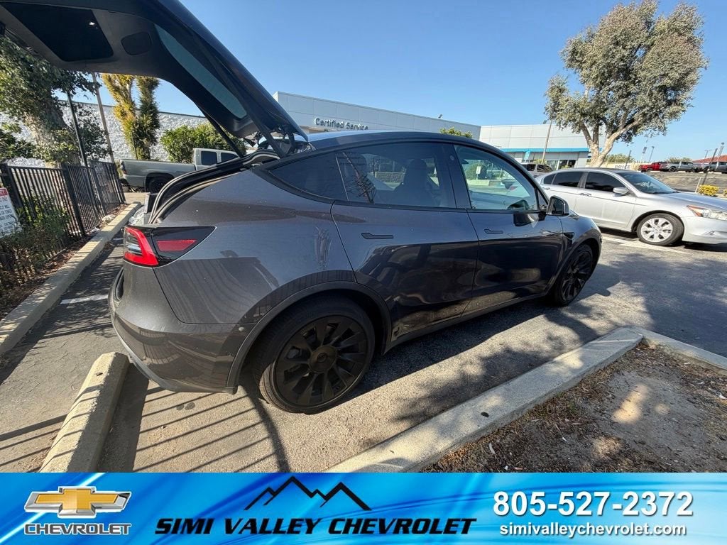 2022 Tesla Model Y Long Range Dual Motor All-Wheel Drive
