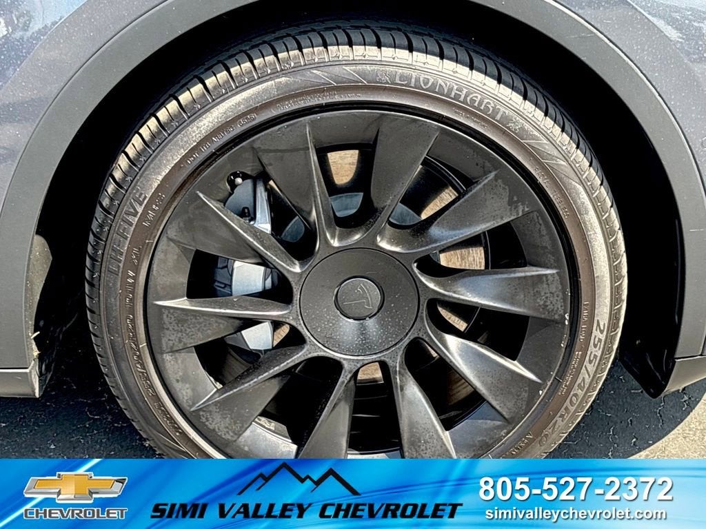 2022 Tesla Model Y Long Range Dual Motor All-Wheel Drive