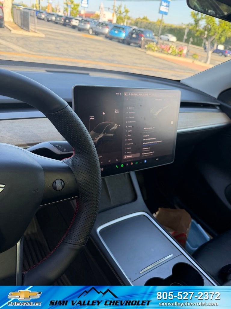 2022 Tesla Model Y Long Range Dual Motor All-Wheel Drive