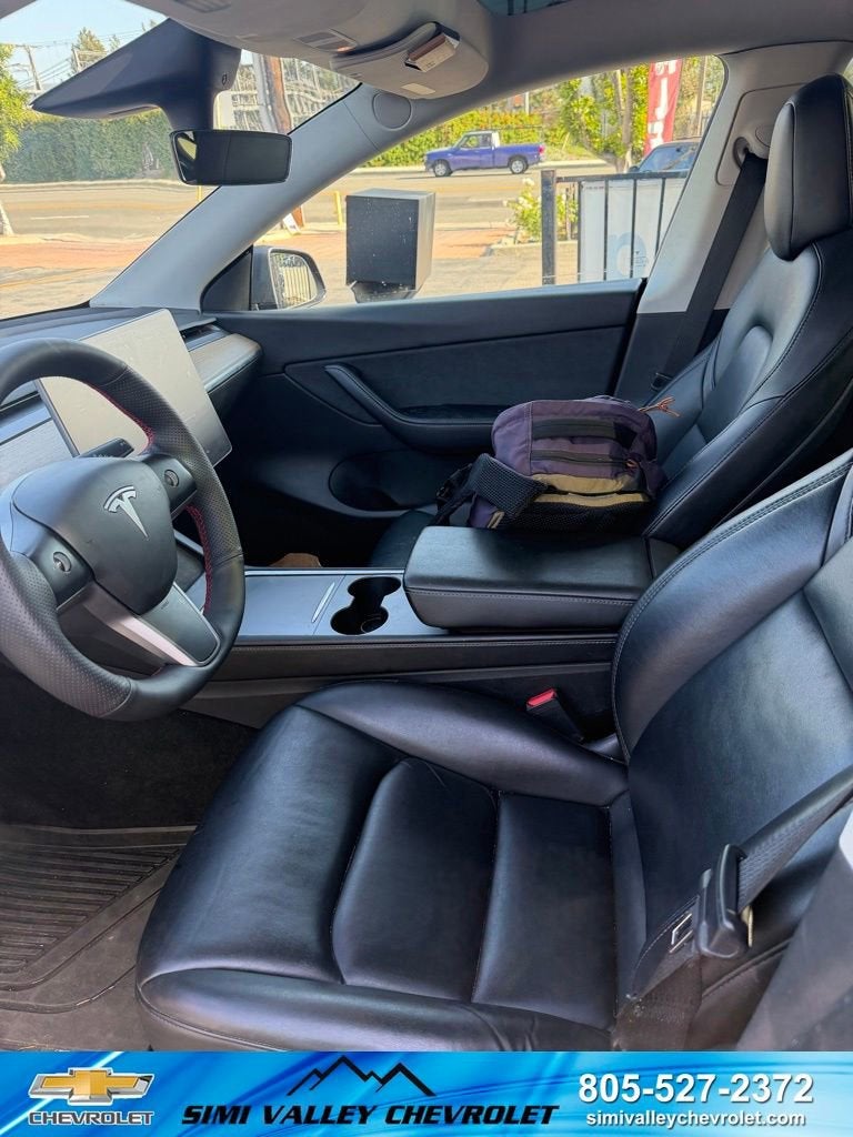 2022 Tesla Model Y Long Range Dual Motor All-Wheel Drive