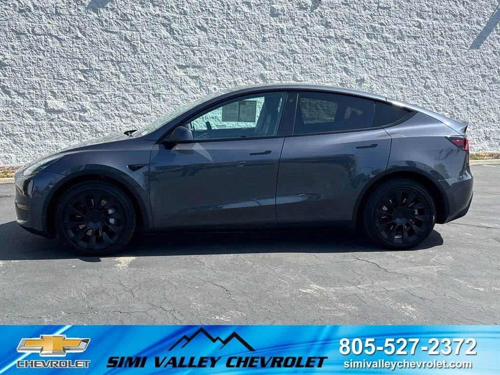 2022 Tesla Model Y Long Range Dual Motor All-Wheel Drive