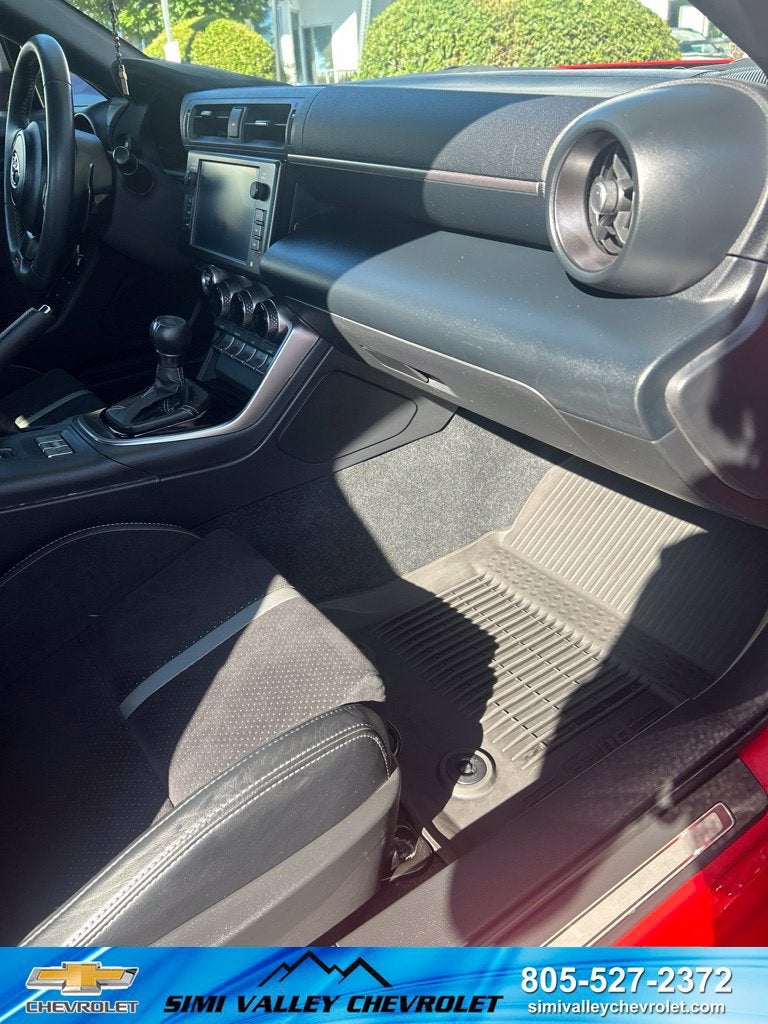 2025 Toyota GR86 Premium