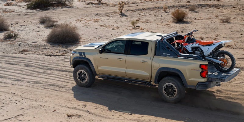 Chevrolet Colorado Cycle In Its Trunck